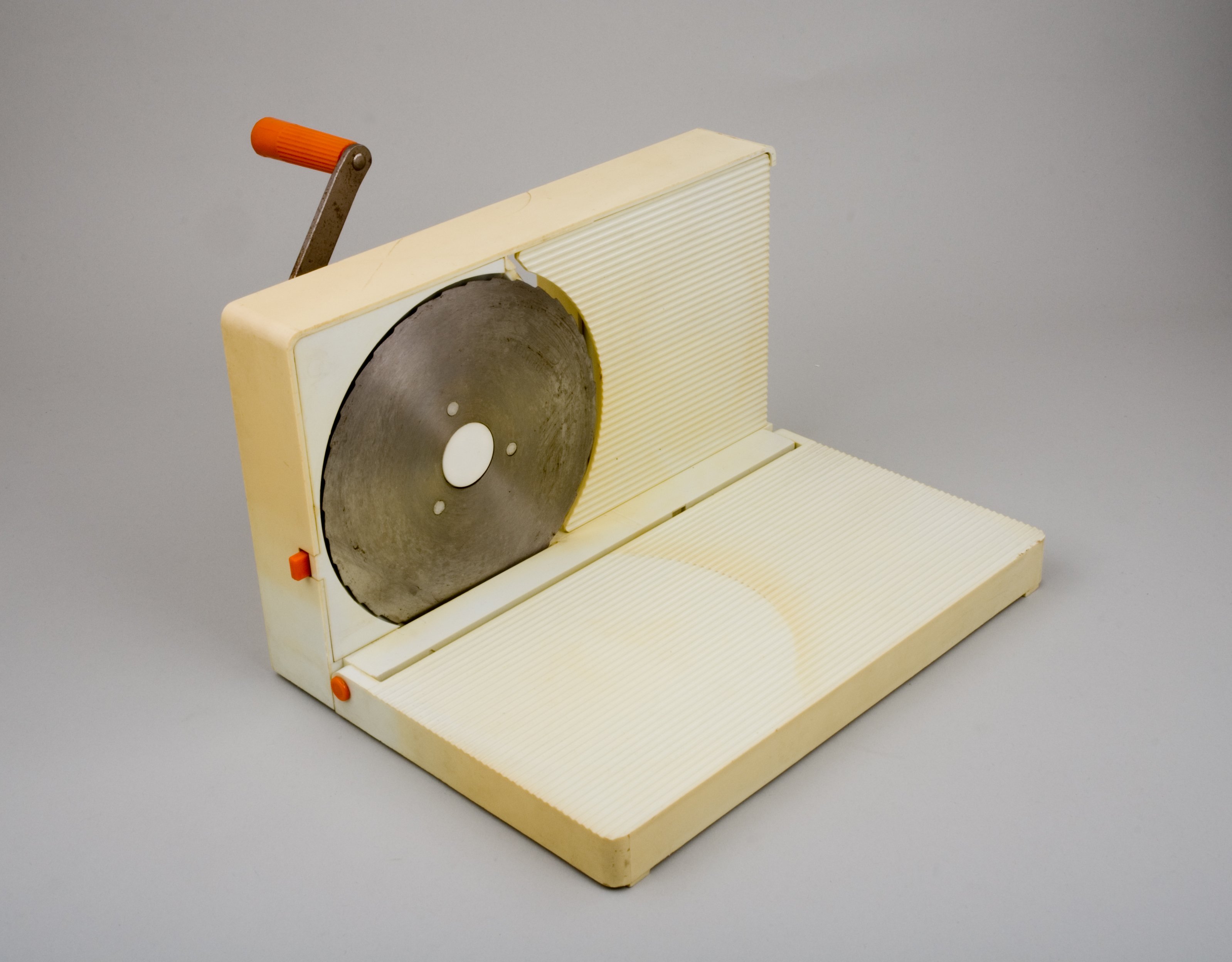 Brotschneidemaschine 
