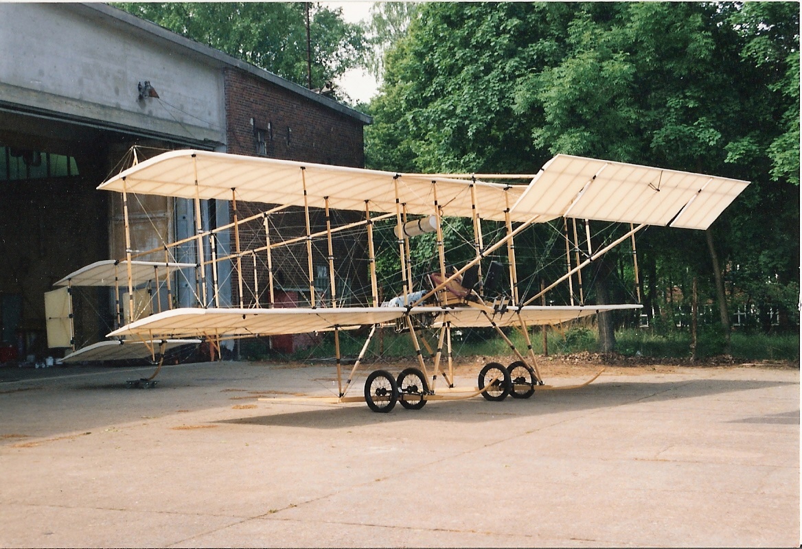 Doppeldecker Farman III Modell 1910 (Militärhistorisches Museum der Bundeswehr - Flugplatz Berlin-Gatow / Heinz A. Linner CC BY-NC-SA)