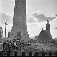 Baustelle am Fuß der Berliner Fernsehturms, 1968. SW-Foto © Kurt Schwarz. :: Industriesalon Schöneweide :: museum-digital:berlin