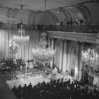 Festveranstaltung im Apollosaal, Staaatsoper, 1968. SW-Foto © Kurt Schwarz. :: Industriesalon Schöneweide :: museum-digital:berlin