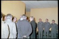 Fotografie: Besuch von Eberhard Diepgen, Regierender Bürgermeister von Berlin, beim 6941st Guard Battalion in Berlin-Lichterfelde