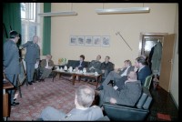 Fotografie: Besuch von Eberhard Diepgen, Regierender Bürgermeister von Berlin, beim 6941st Guard Battalion in Berlin-Lichterfelde