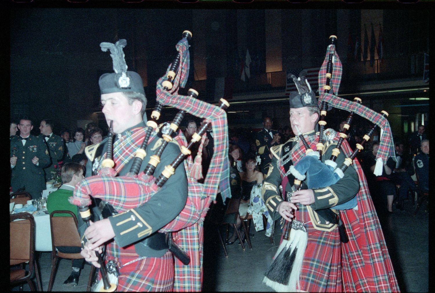 Fotografie: Allied Noncommissioned Officers` Ball im Flughafen Berlin-Tempelhof