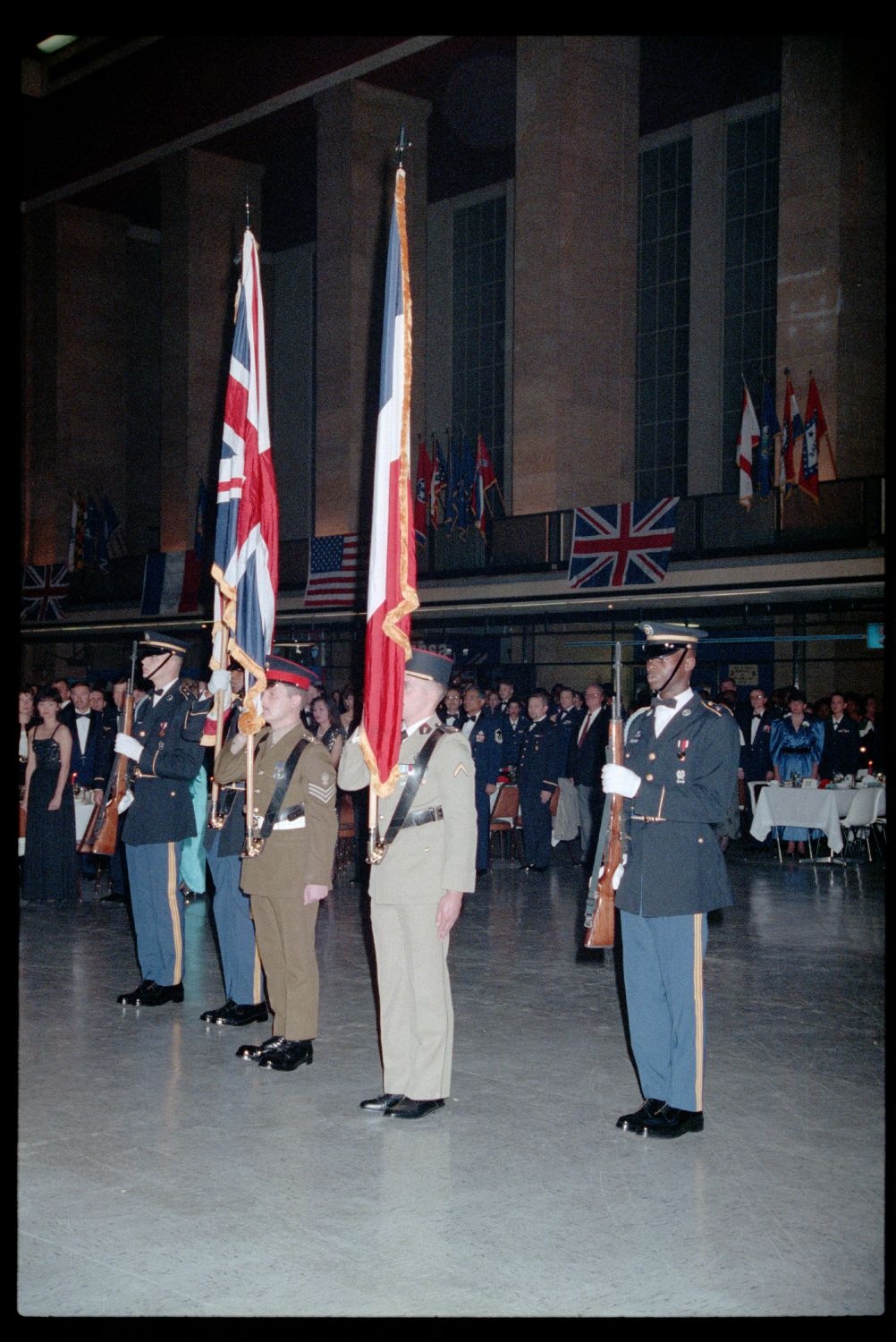 Fotografie: Allied Noncommissioned Officers` Ball im Flughafen Berlin-Tempelhof