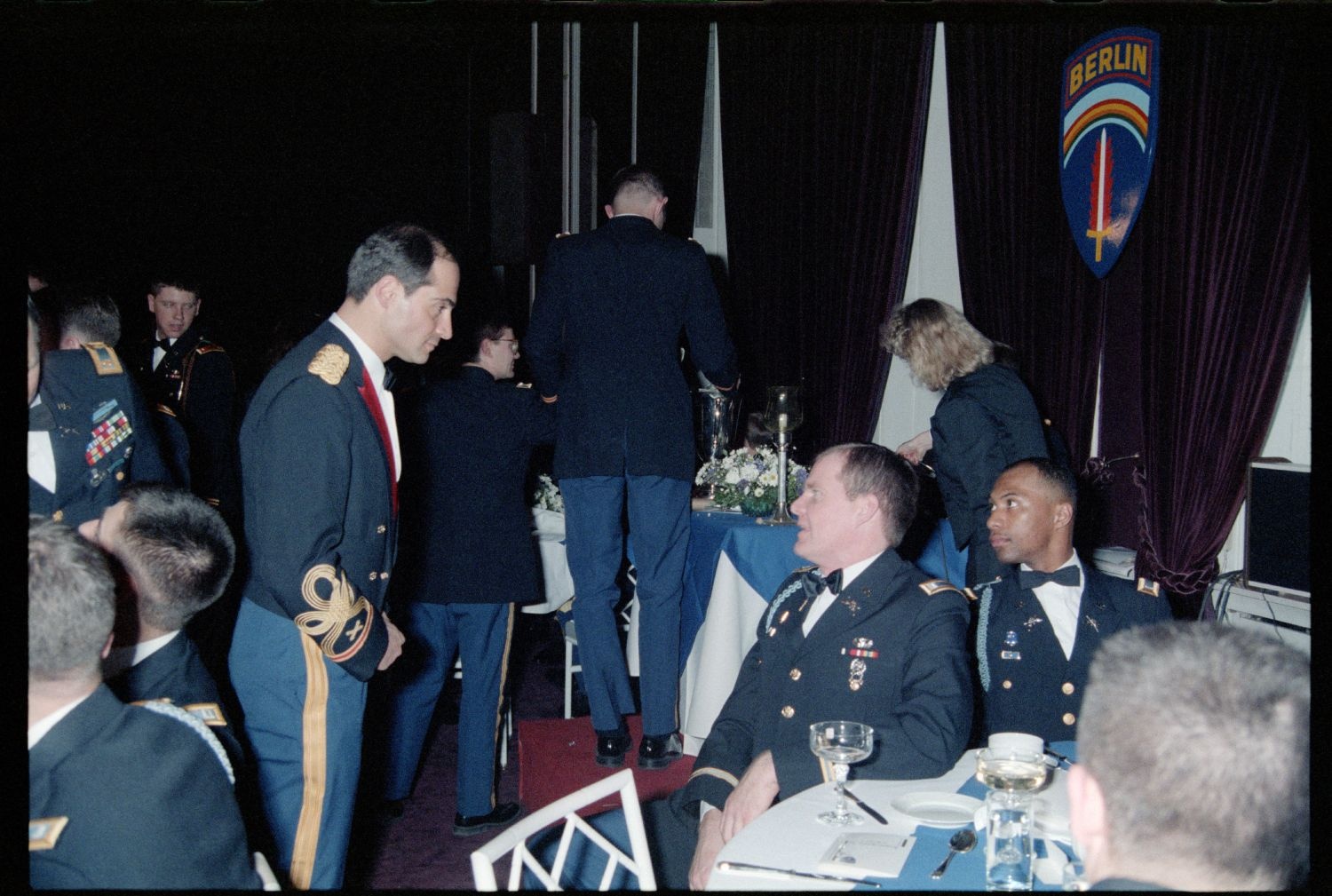 Fotografie: Berlin Brigade Dining-in im Harnack House in Berlin-Dahlem