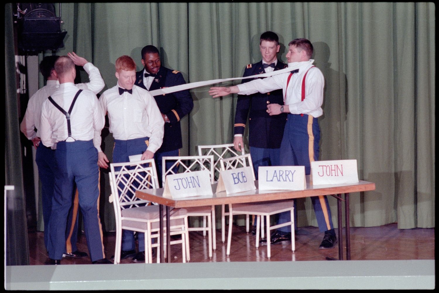 Fotografie: Berlin Brigade Dining-in im Harnack House in Berlin-Dahlem