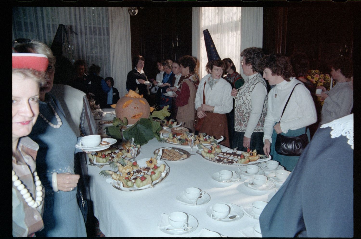 Fotografie: Halloween-Party in der Residenz des US-Stadtkommandanten in Berlin-Dahlem