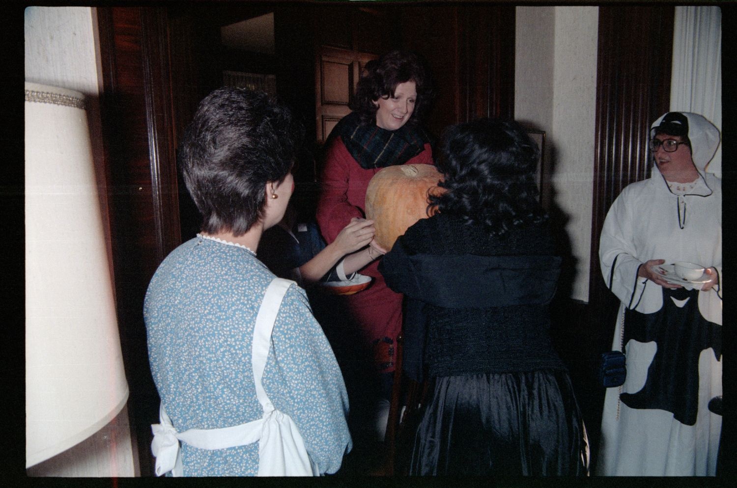 Fotografie: Halloween-Party in der Residenz des US-Stadtkommandanten in Berlin-Dahlem