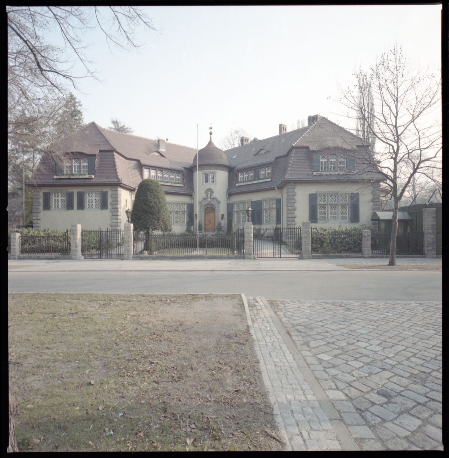 Fotografie: Residenz des US-Stadtkommandanten in Berlin-Dahlem