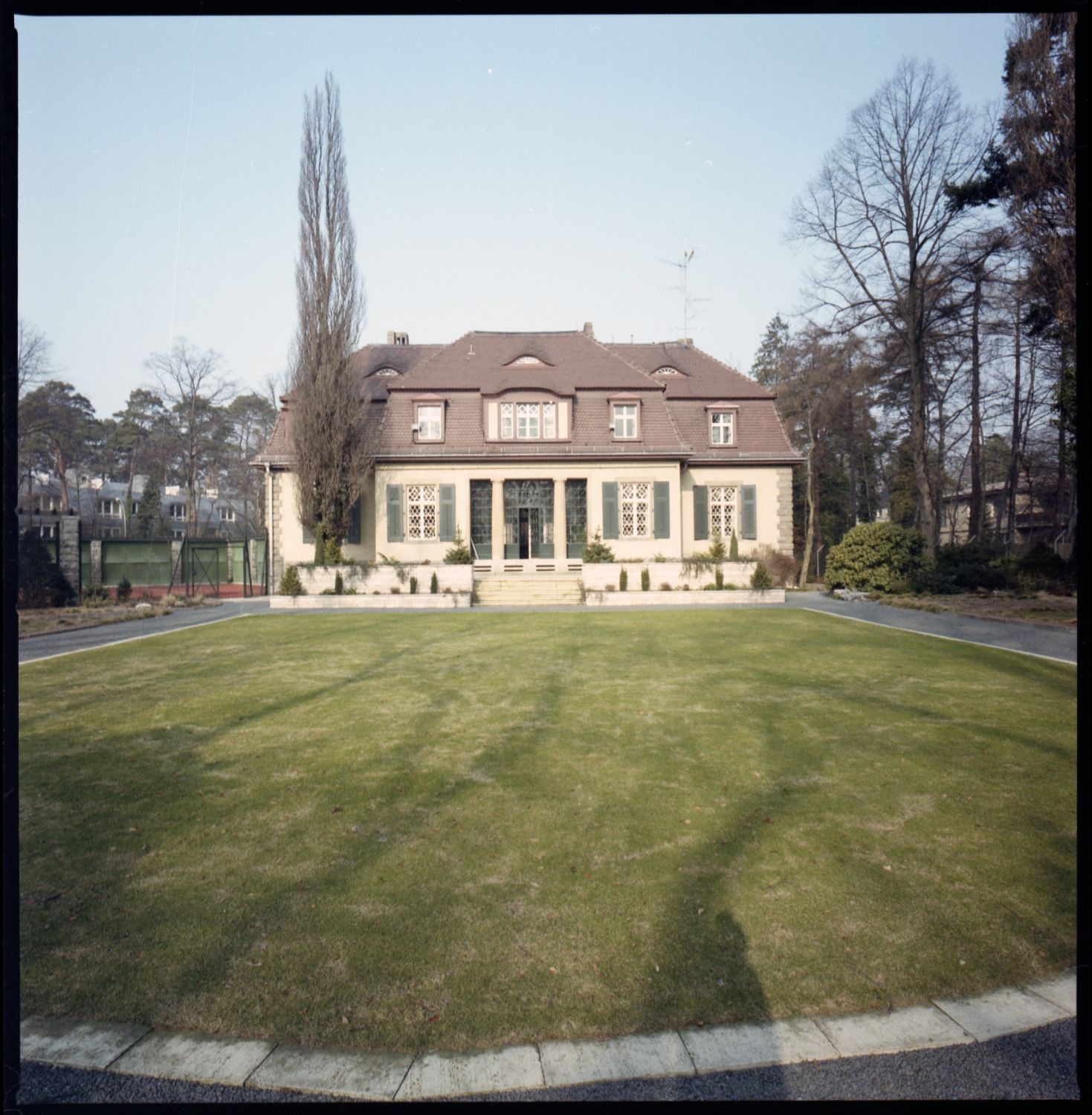 Fotografie: Residenz des US-Stadtkommandanten in Berlin-Dahlem