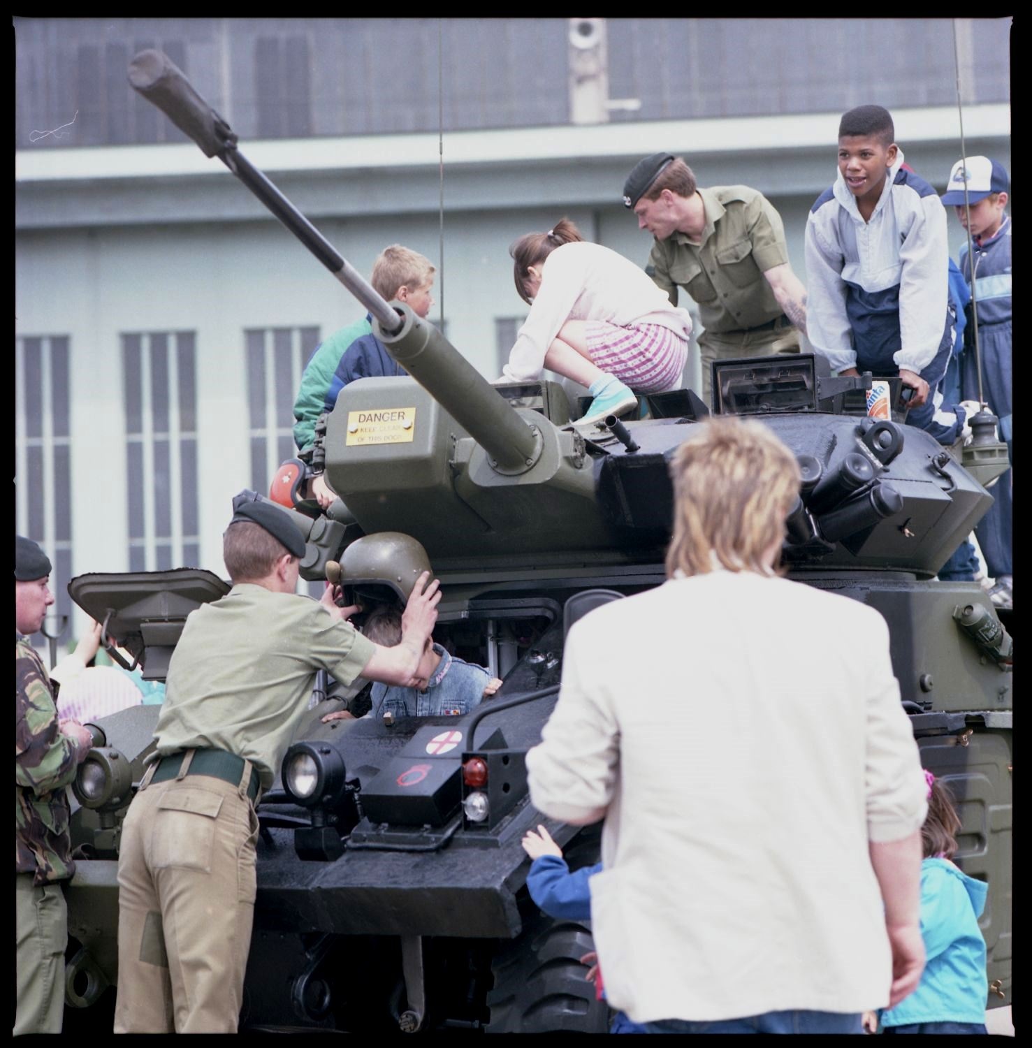 Fotografie: Tag der offenen Tür auf der Tempelhof Air Base in Berlin-Tempelhof