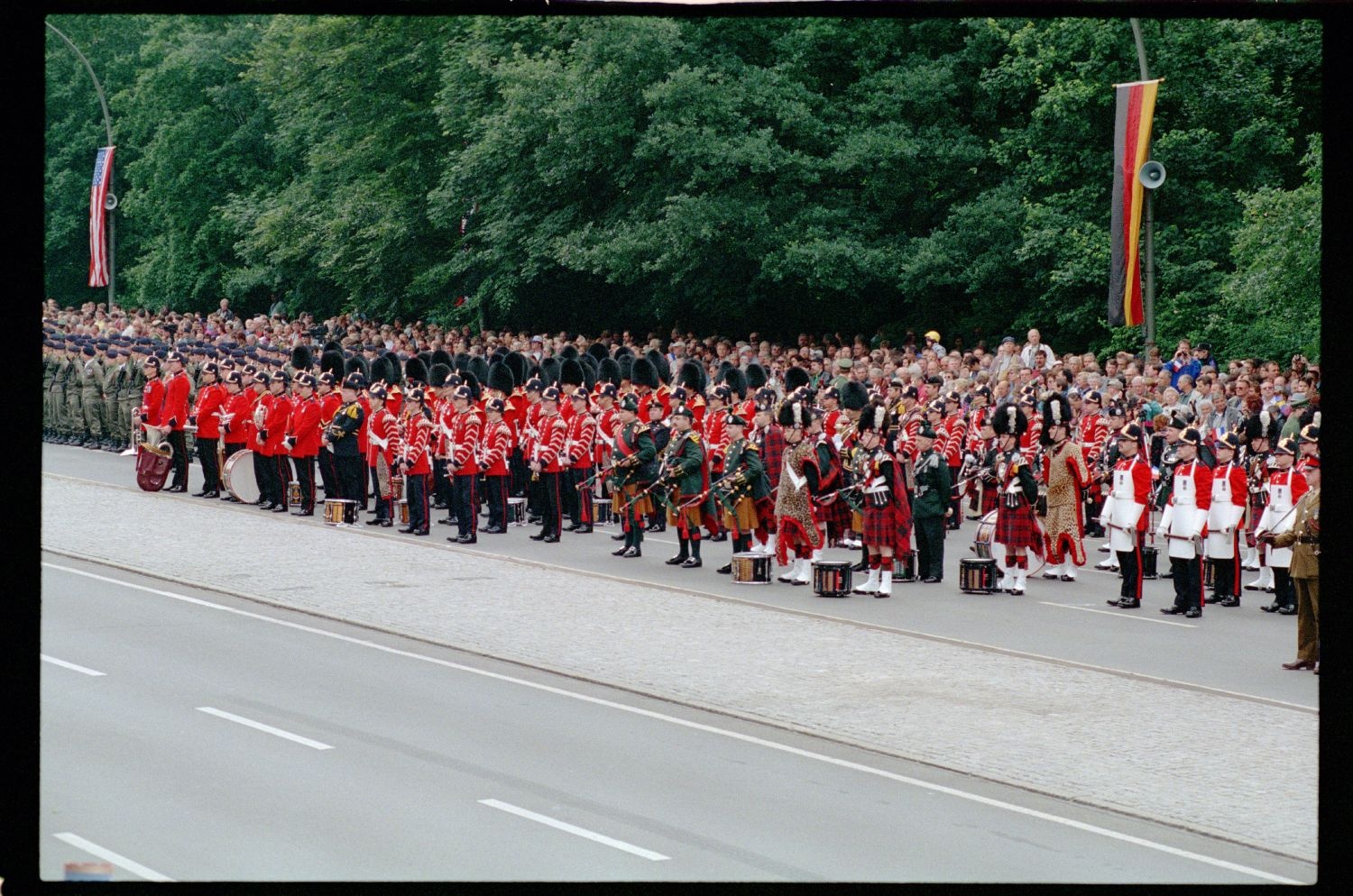 Fotografie: Allied Parade in Berlin-Tiergarten