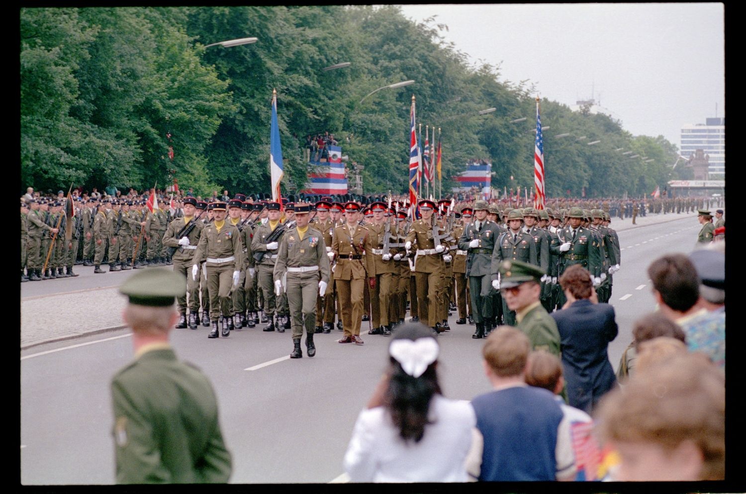 Fotografie: Allied Parade in Berlin-Tiergarten