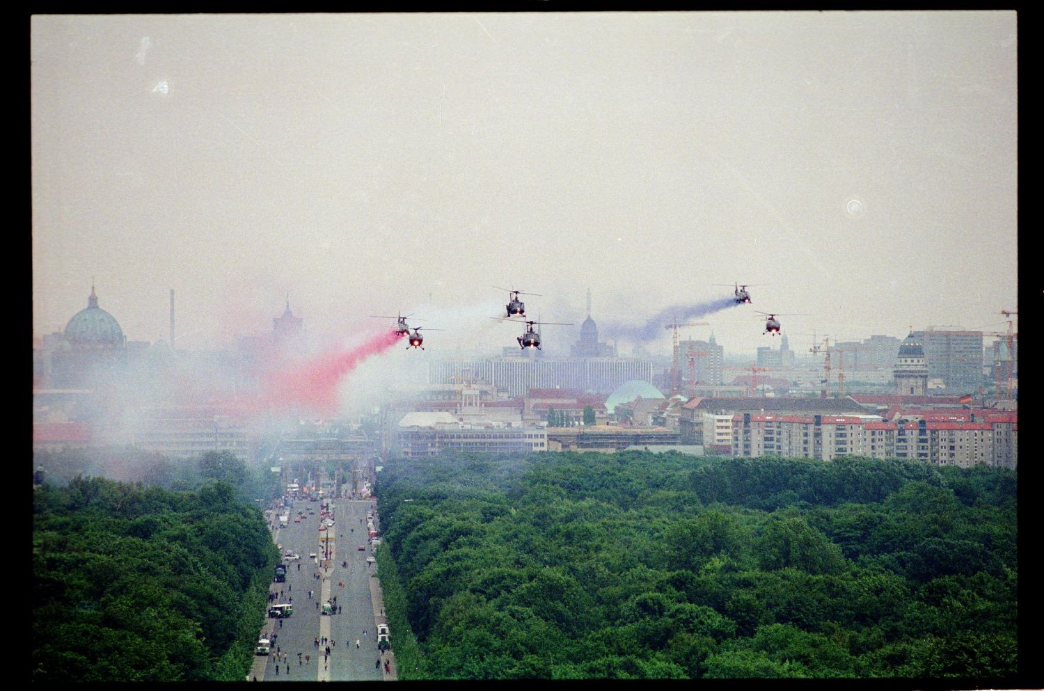 Fotografie: Allied Parade in Berlin-Tiergarten