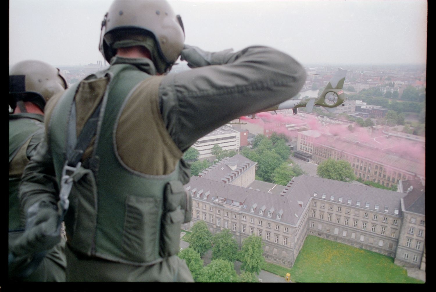 Fotografie: Allied Parade in Berlin-Tiergarten