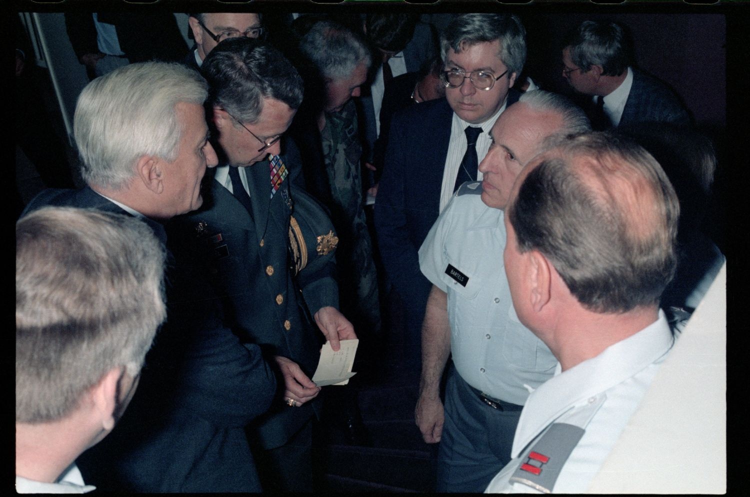 Fotografie: Besuch von Bundespräsident Richard von Weizsäcker beim 6941st Guard Battalion in Berlin-Lichterfelde