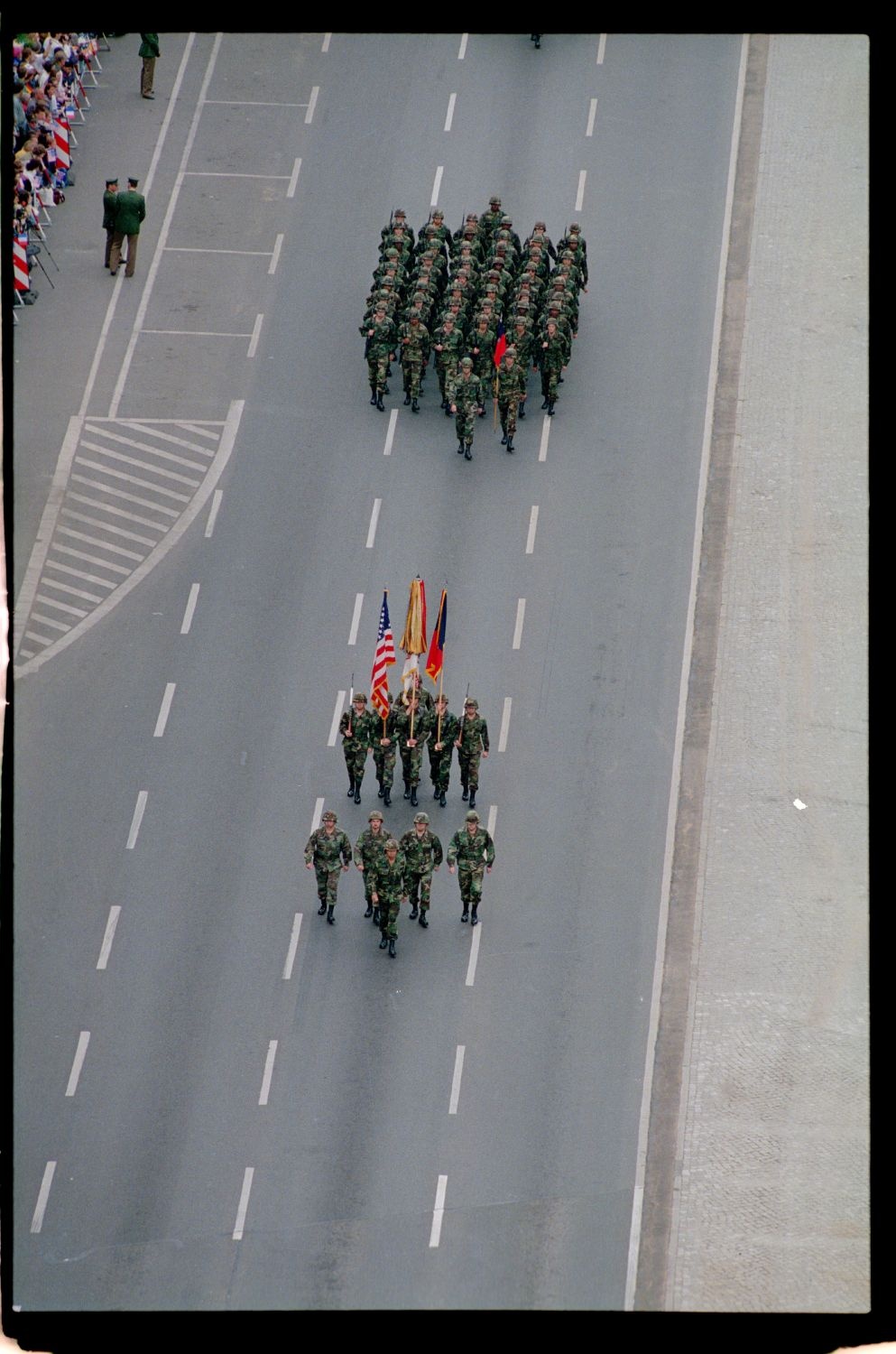 Fotografie: Allied Parade in Berlin-Tiergarten