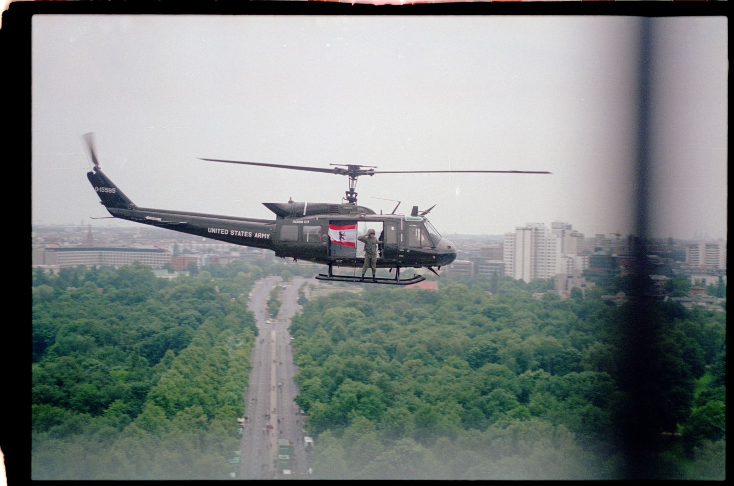 Fotografie: Allied Parade in Berlin-Tiergarten