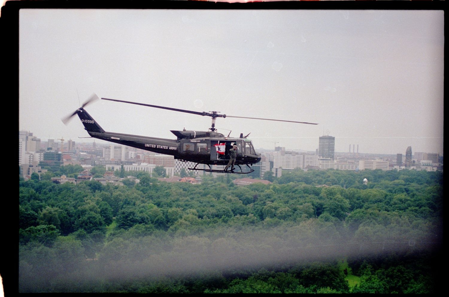 Fotografie: Allied Parade in Berlin-Tiergarten