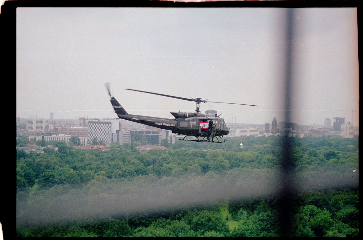 Fotografie: Allied Parade in Berlin-Tiergarten