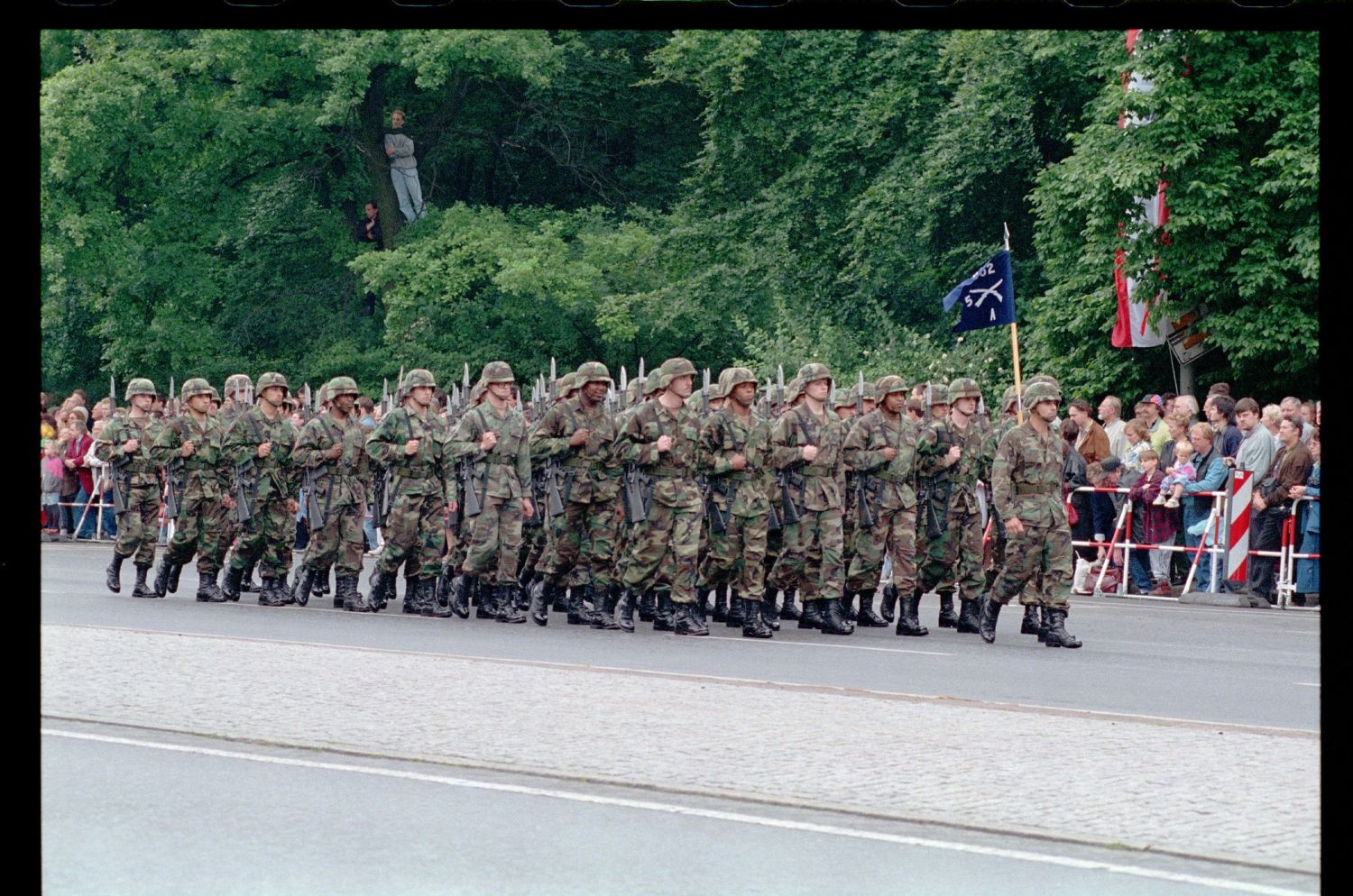 Fotografie: Allied Parade in Berlin-Tiergarten