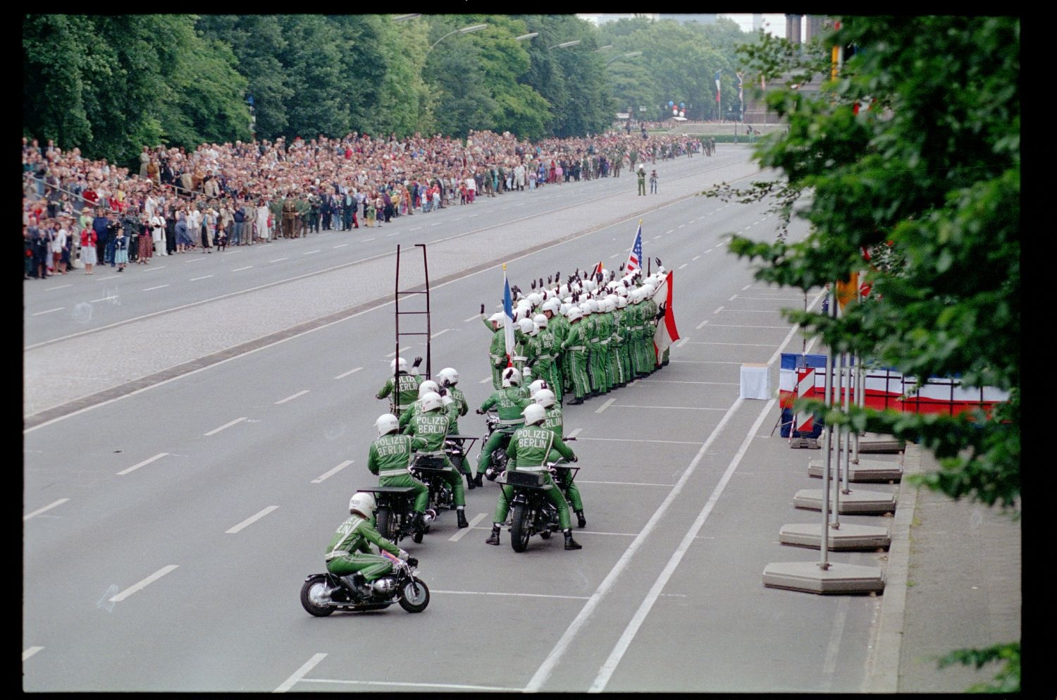 Fotografie: Allied Parade in Berlin-Tiergarten