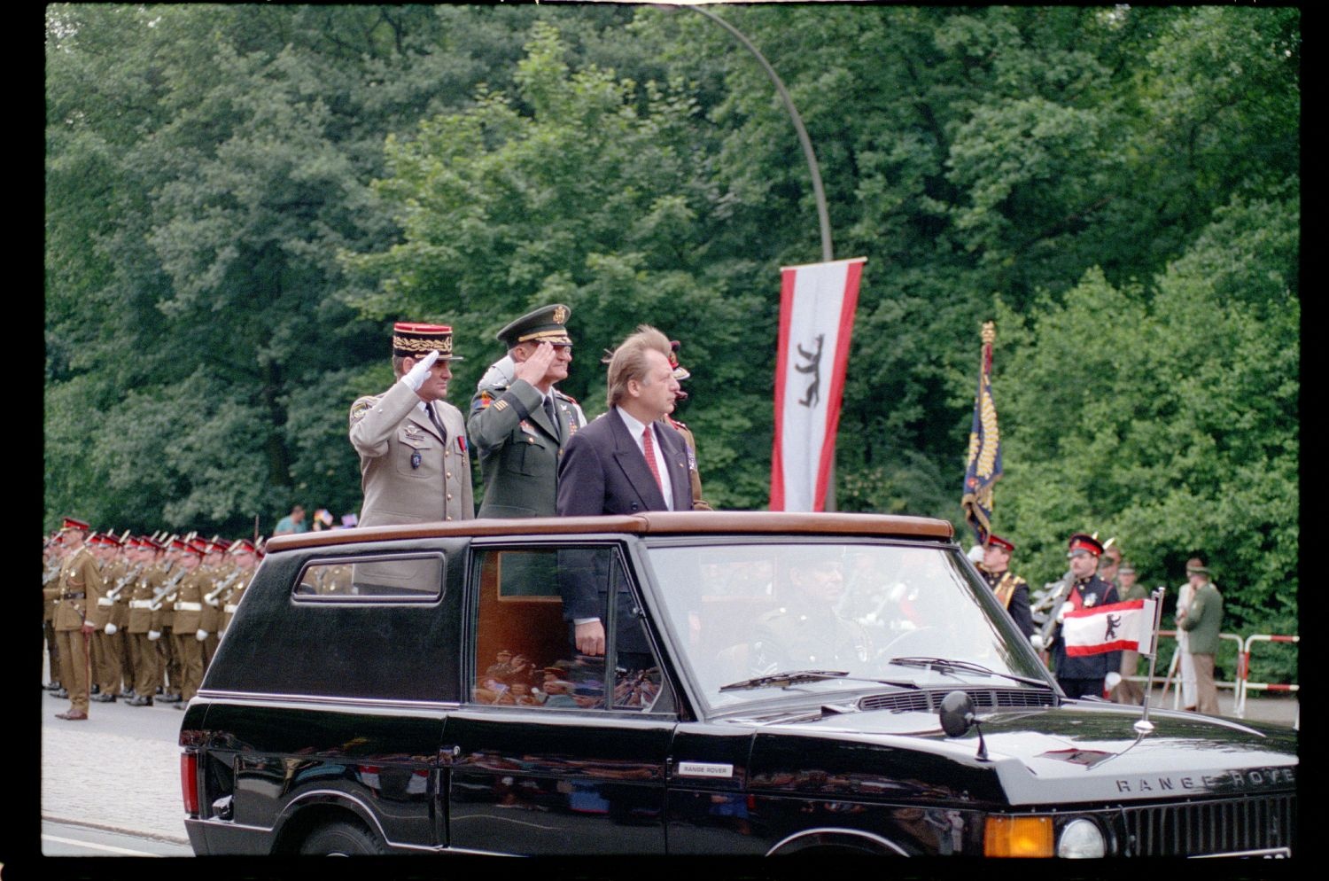 Fotografie: Allied Parade in Berlin-Tiergarten