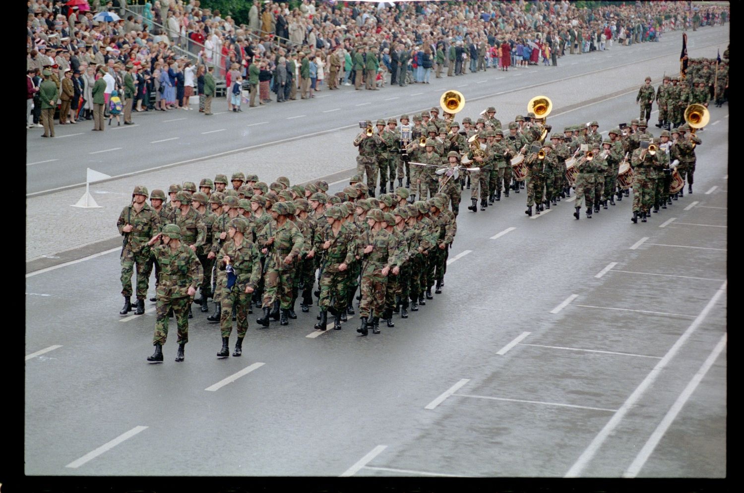 Fotografie: Allied Parade in Berlin-Tiergarten