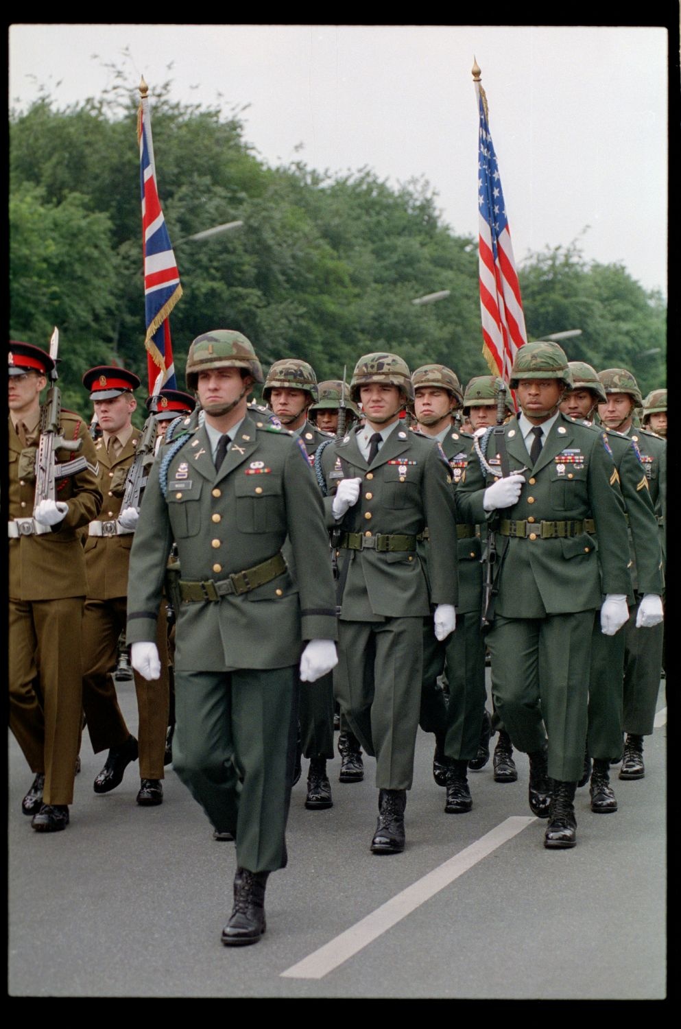 Fotografie: Allied Parade in Berlin-Tiergarten