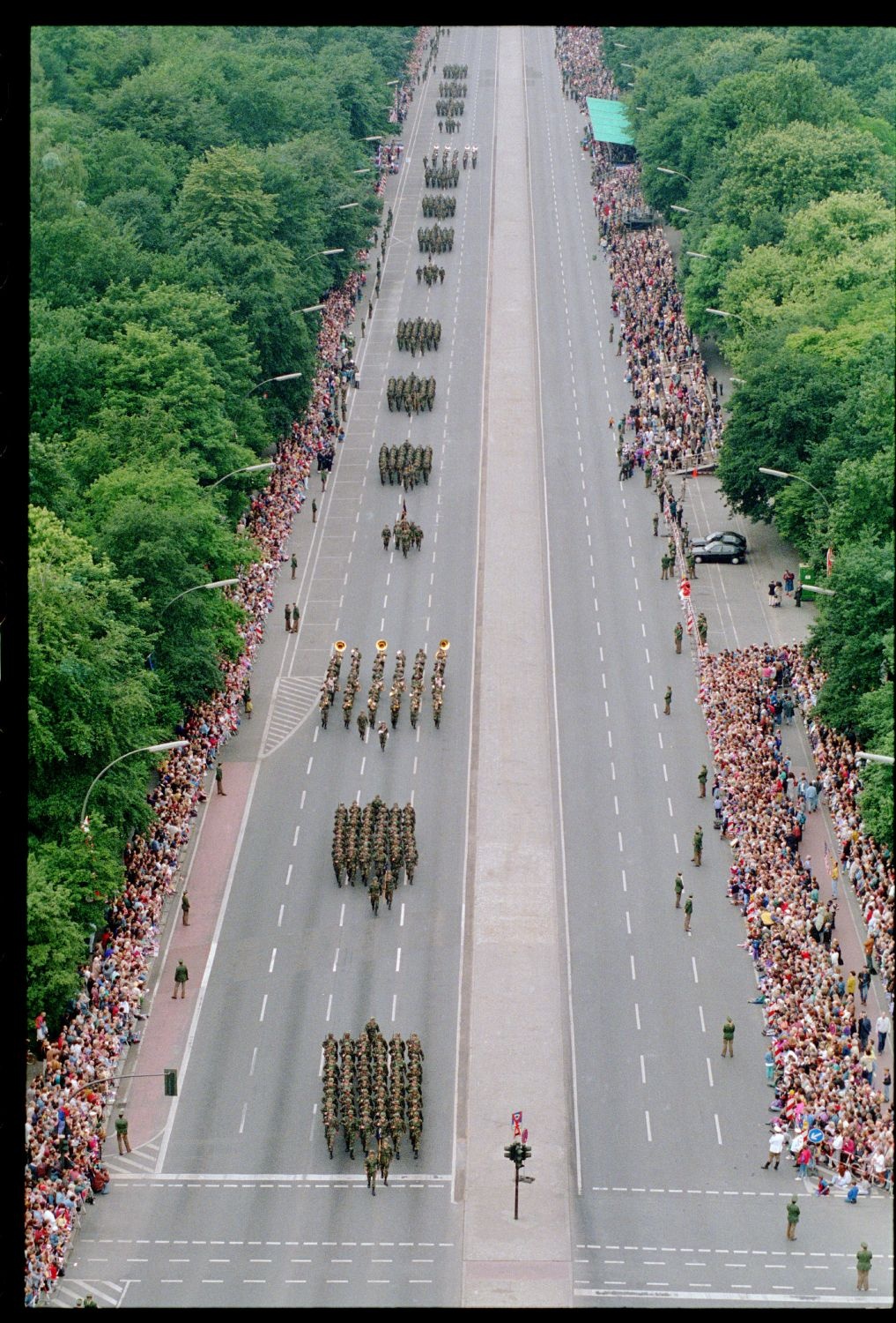 Fotografie: Allied Parade in Berlin-Tiergarten