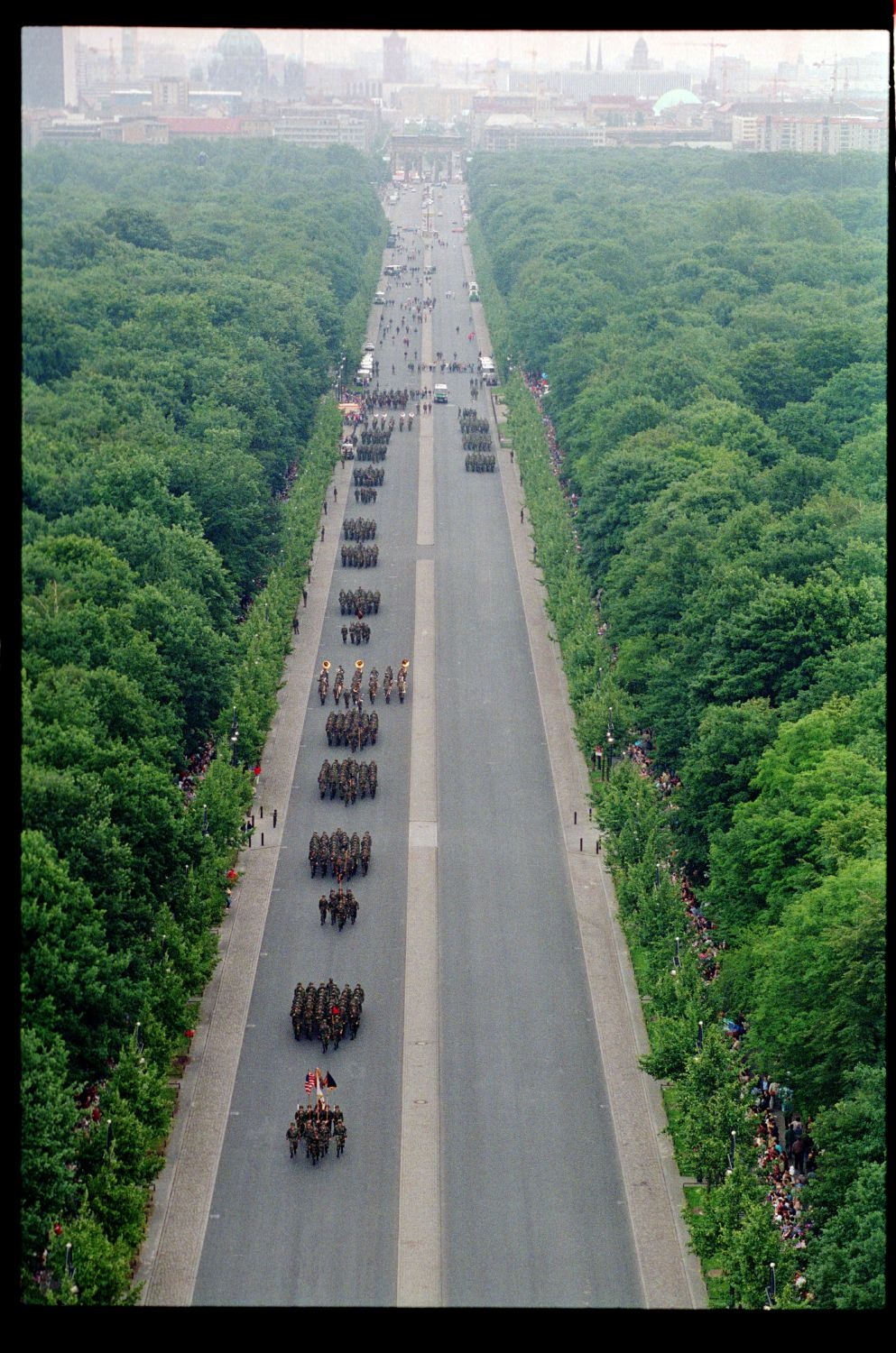 Fotografie: Allied Parade in Berlin-Tiergarten