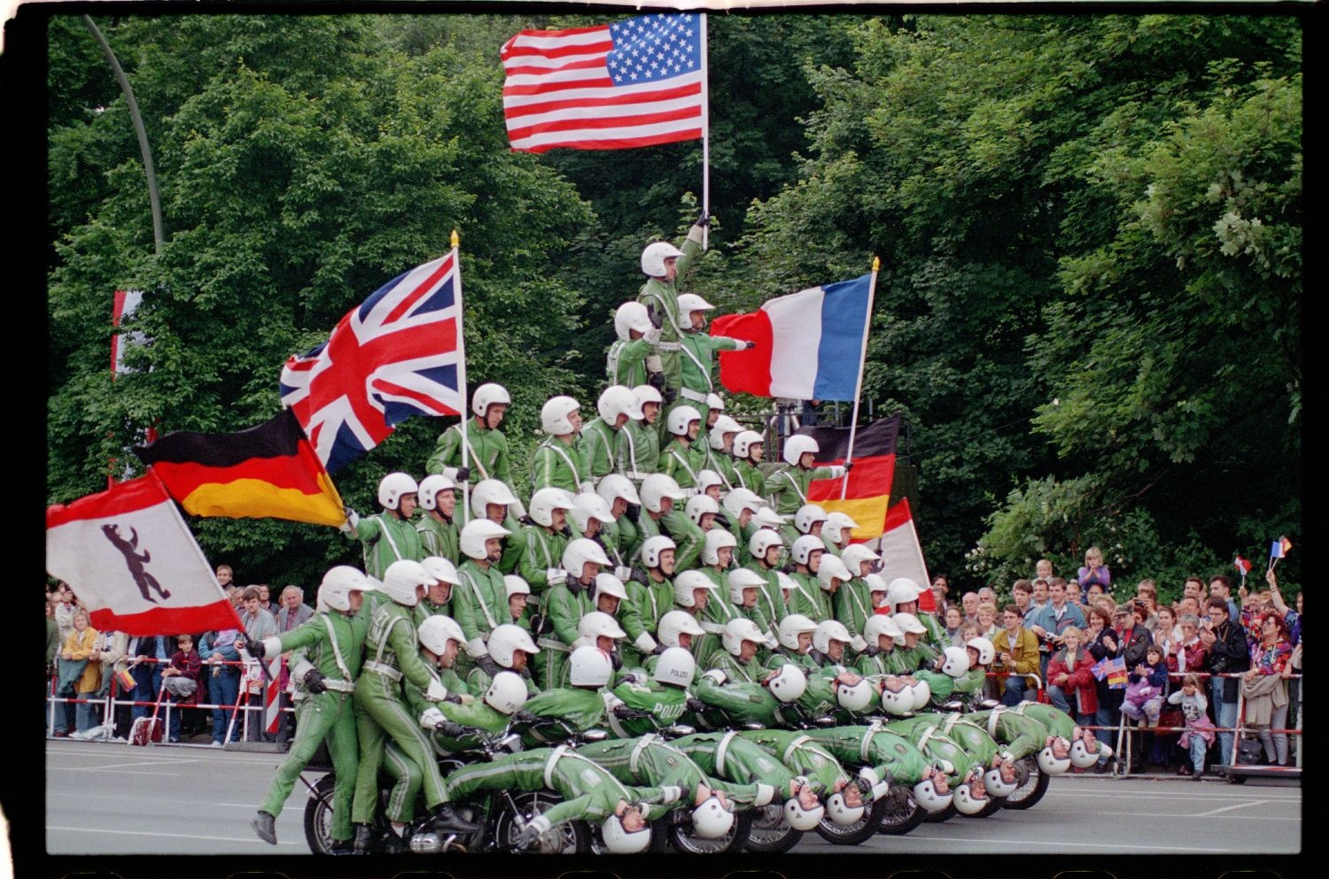 Fotografie: Allied Parade in Berlin-Tiergarten