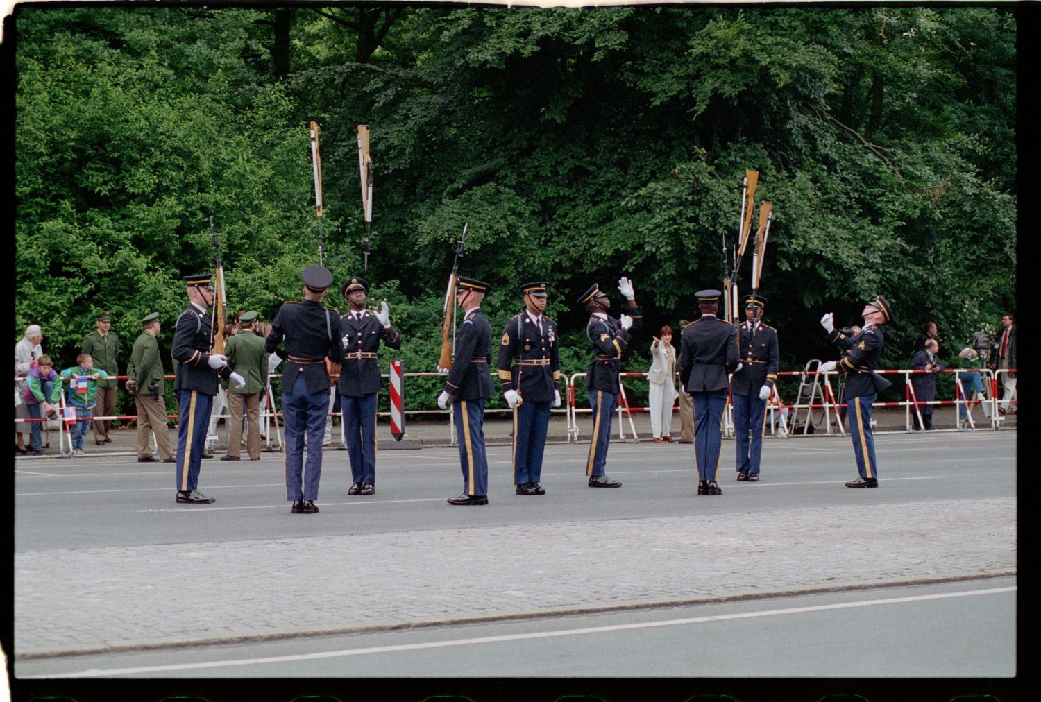 Fotografie: Allied Parade in Berlin-Tiergarten