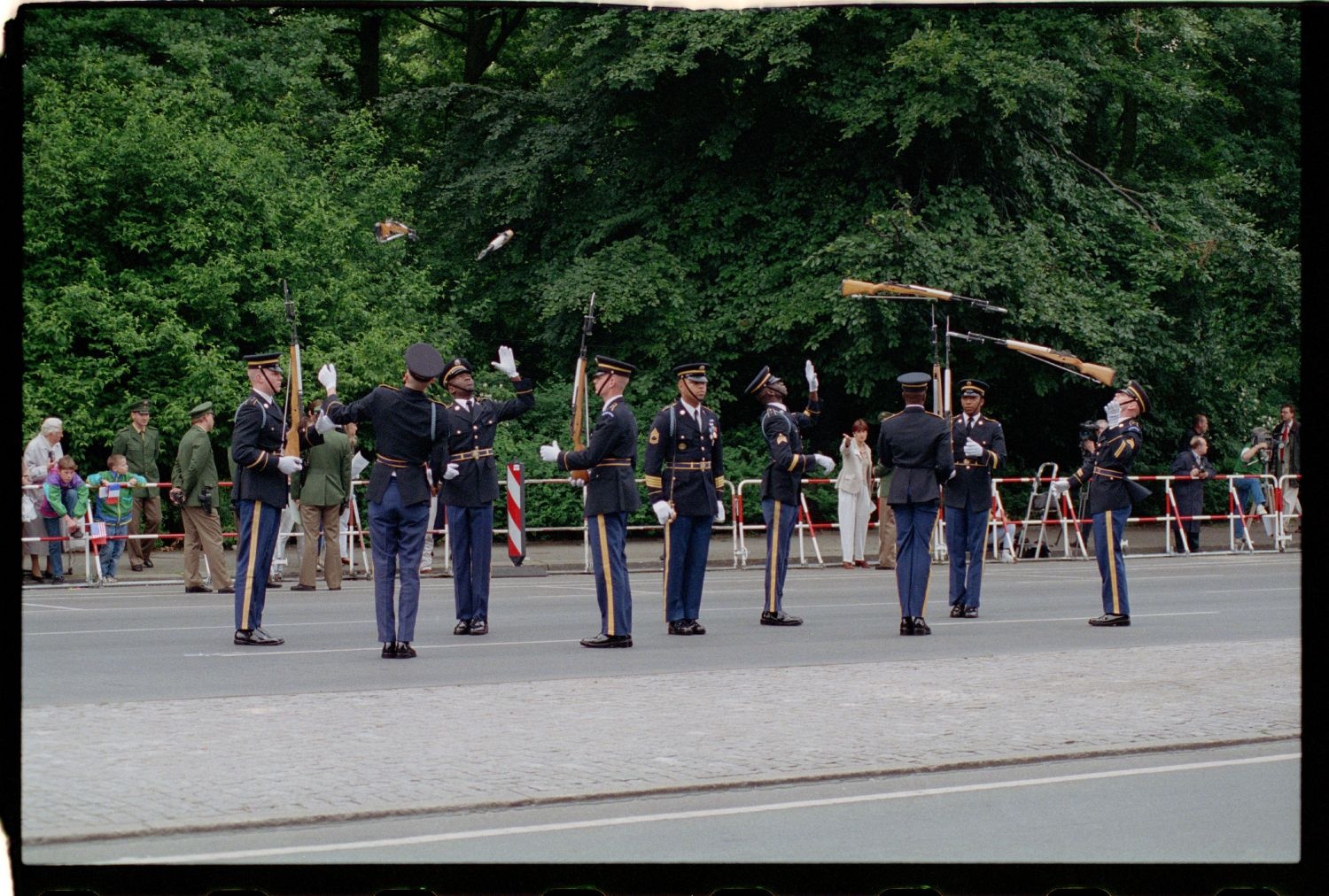 Fotografie: Allied Parade in Berlin-Tiergarten