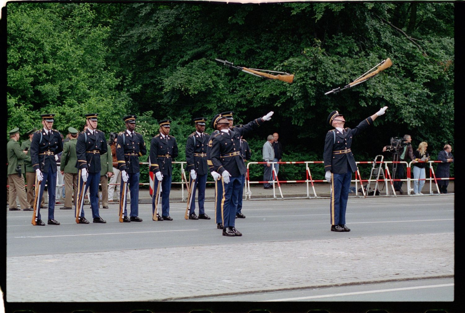 Fotografie: Allied Parade in Berlin-Tiergarten