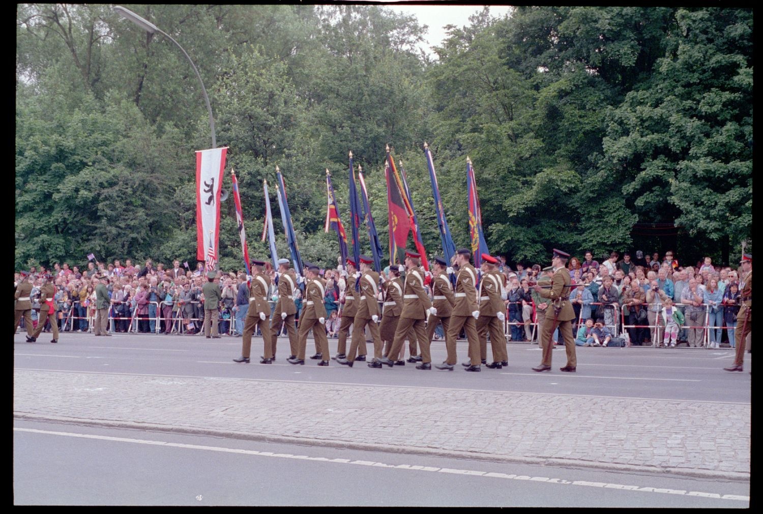 Fotografie: Allied Parade in Berlin-Tiergarten