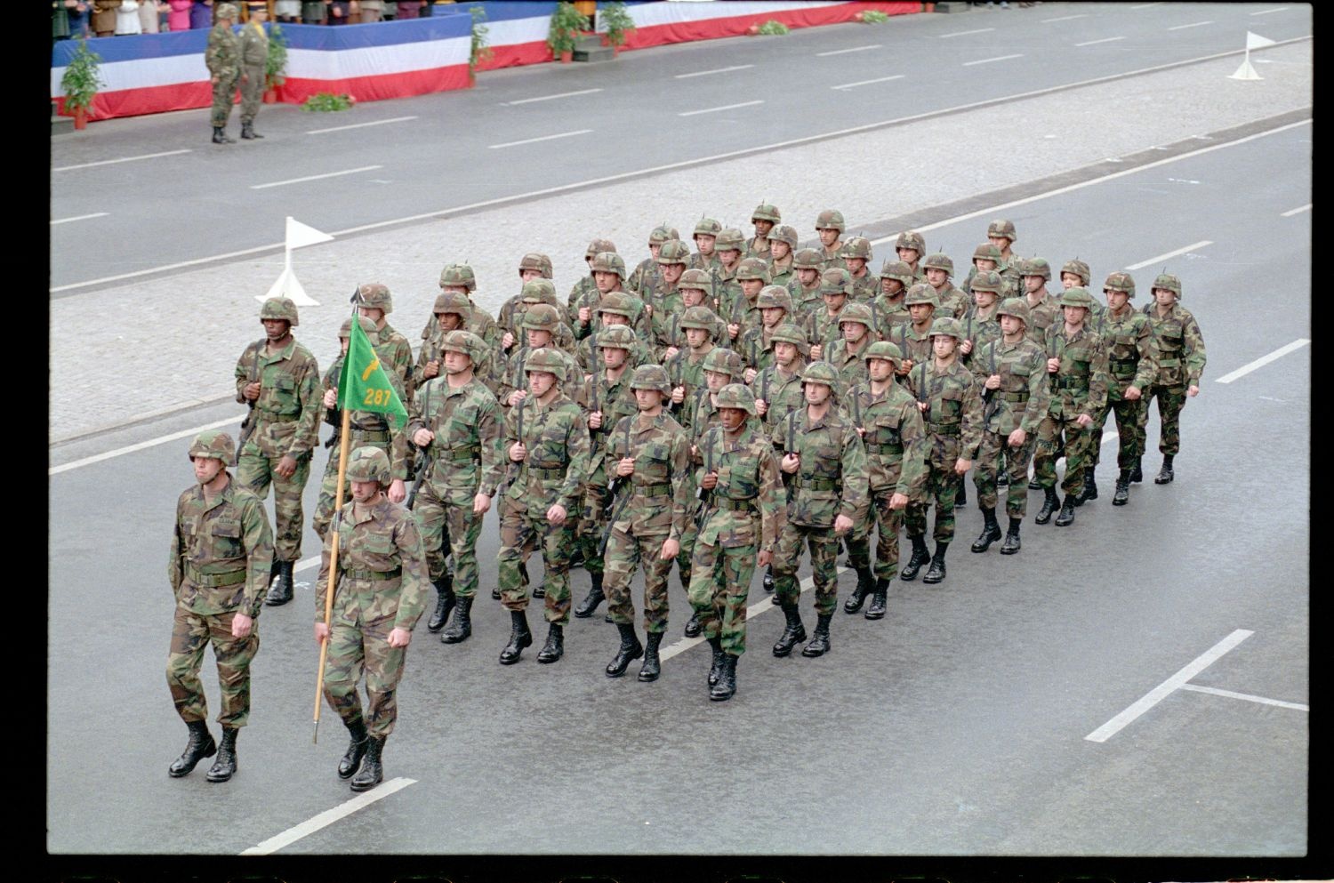 Fotografie: Allied Parade in Berlin-Tiergarten