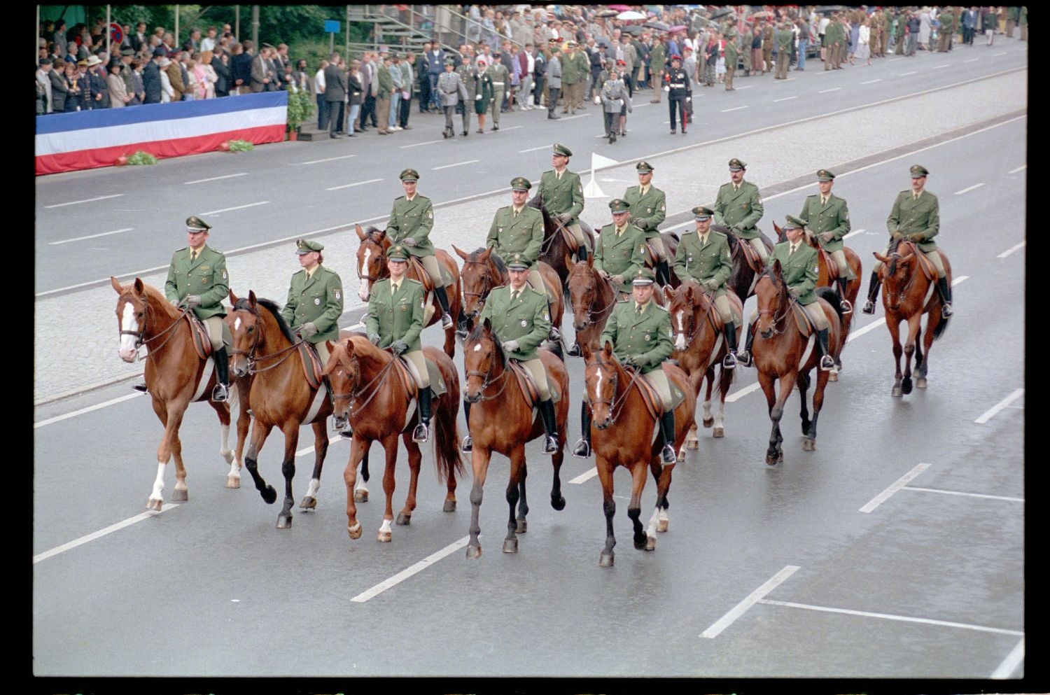 Fotografie: Allied Parade in Berlin-Tiergarten