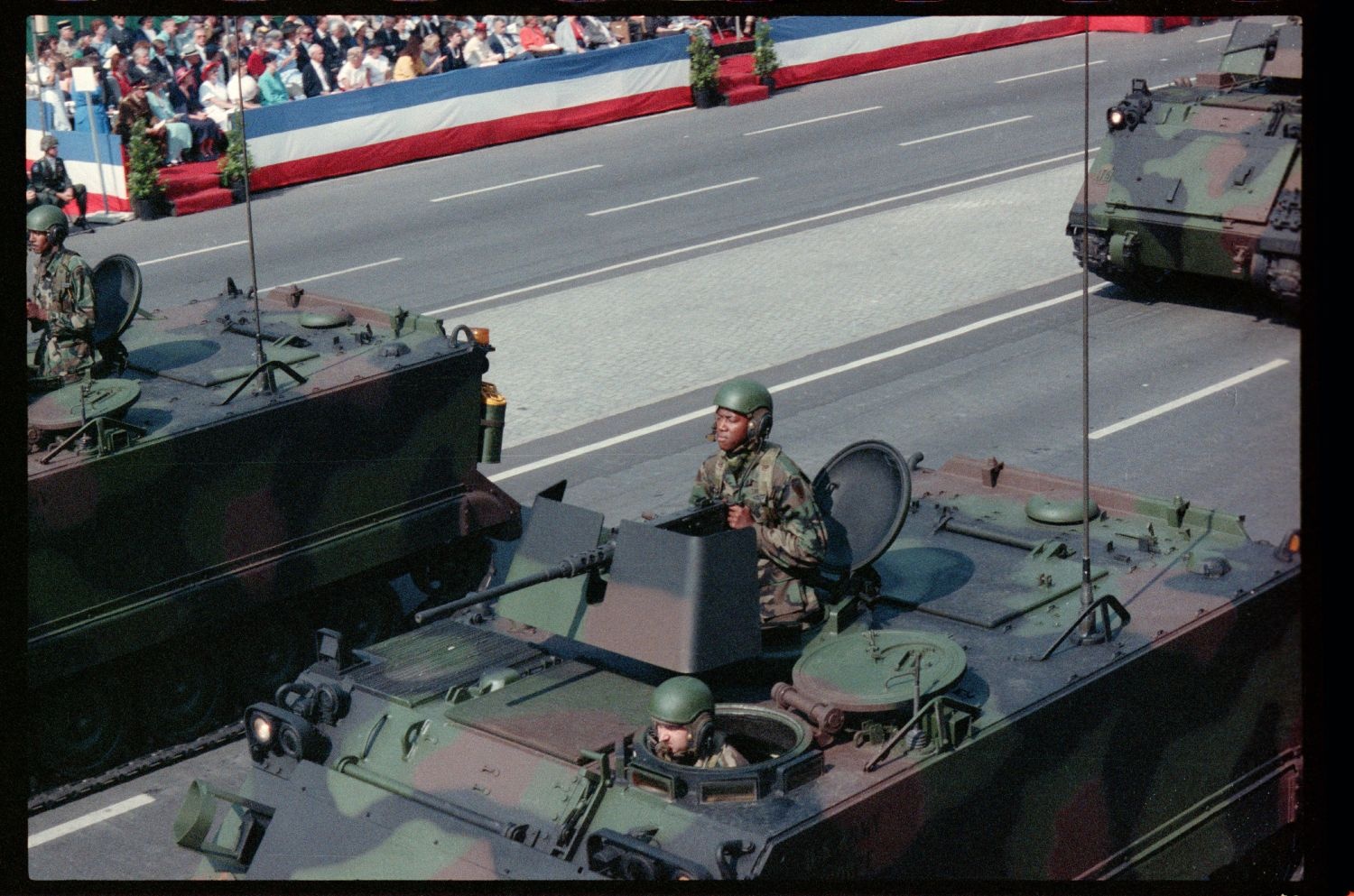 Fotografie: Allied Forces Day Parade in Berlin-Tiergarten