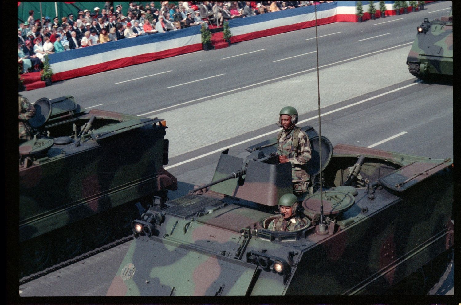 Fotografie: Allied Forces Day Parade in Berlin-Tiergarten