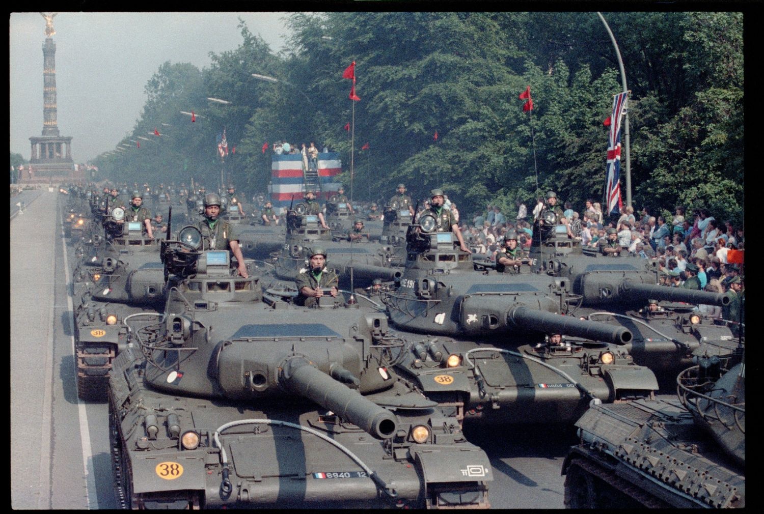 Fotografie: Allied Forces Day Parade in Berlin-Tiergarten