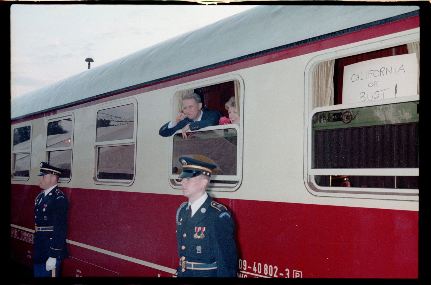 Fotografie: Abreise von Major General John H. Mitchell, ehemaliger US-Stadtkommandant, aus West-Berlin
