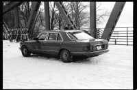 S/w-Fotografie: Agentenaustausch auf der Glienicker Brücke