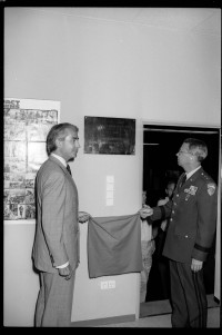 S/w-Fotografie: Eröffnung des Soviet Soldier Display im "McNair Museum" in Berlin-Lichterfelde