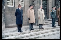Fotografie: Verabschiedung von Major General Bernard Gordon Lennox, britischer Stadtkommandant, in der Alliierten Kommandantur in Berlin-Dahlem