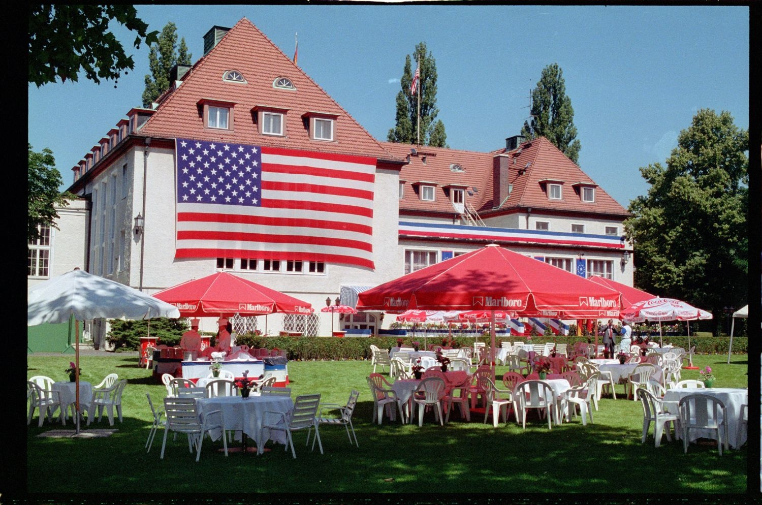 Fotografie: Empfang zum 4th of July im Harnack House in Berlin-Dahlem