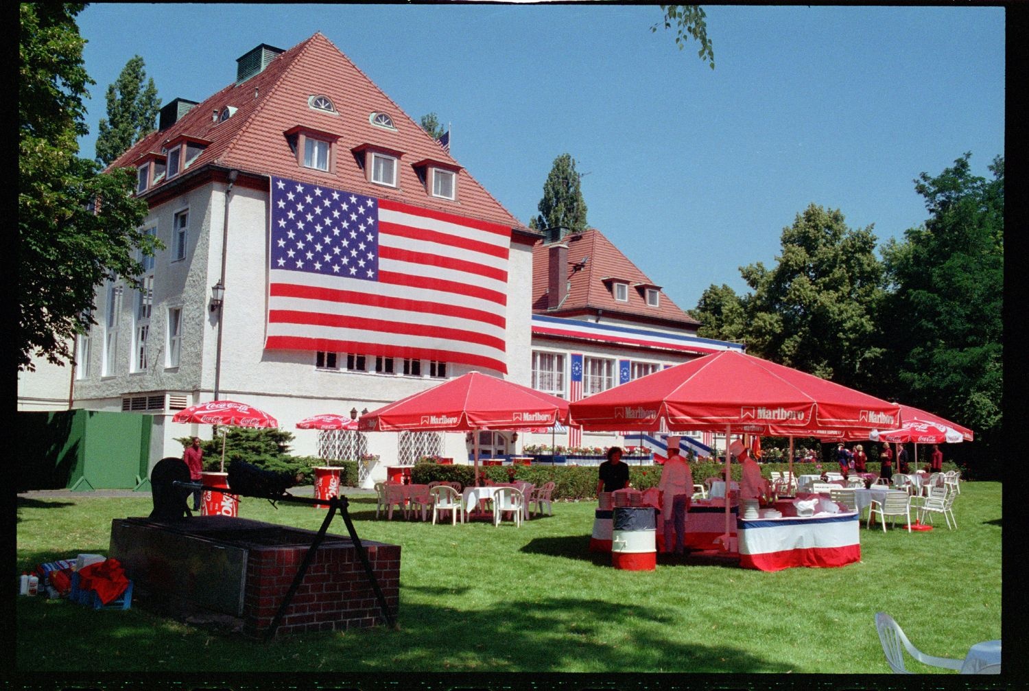 Fotografie: Empfang zum 4th of July im Harnack House in Berlin-Dahlem