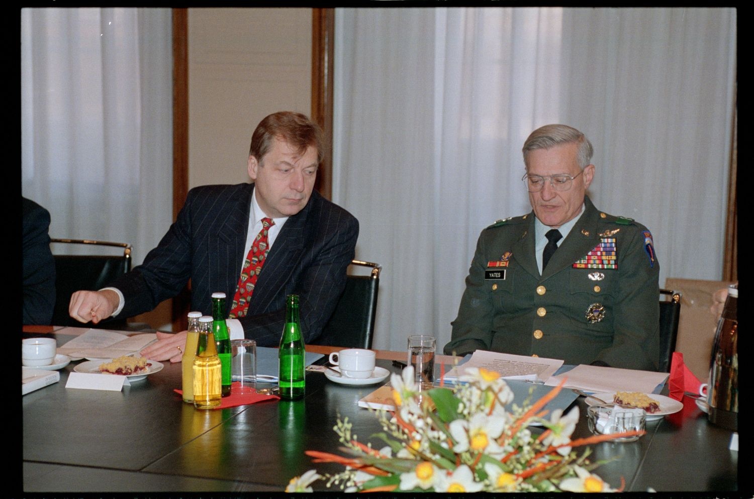 Fotografie: Letztes Treffen des Deutsch-Amerikanischen Komitees im Roten Rathaus in Berlin-Mitte