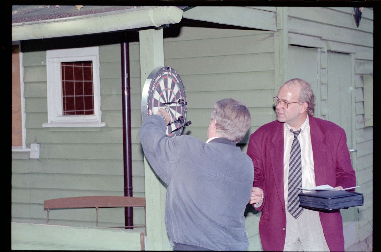 Fotografie: Darts-Turnier von Angehörigen der U.S. Army Berlin Brigade in Berlin-Zehlendorf