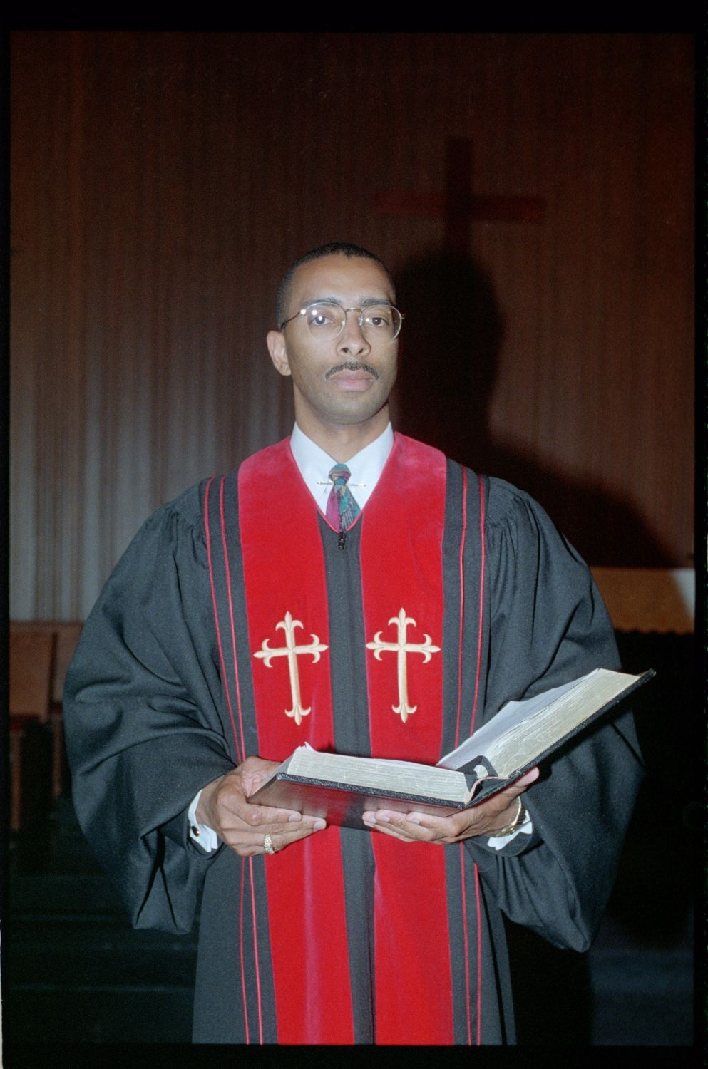 Fotografie: Priester der American Community Chapel der U.S. Army Berlin in Berlin-Dahlem